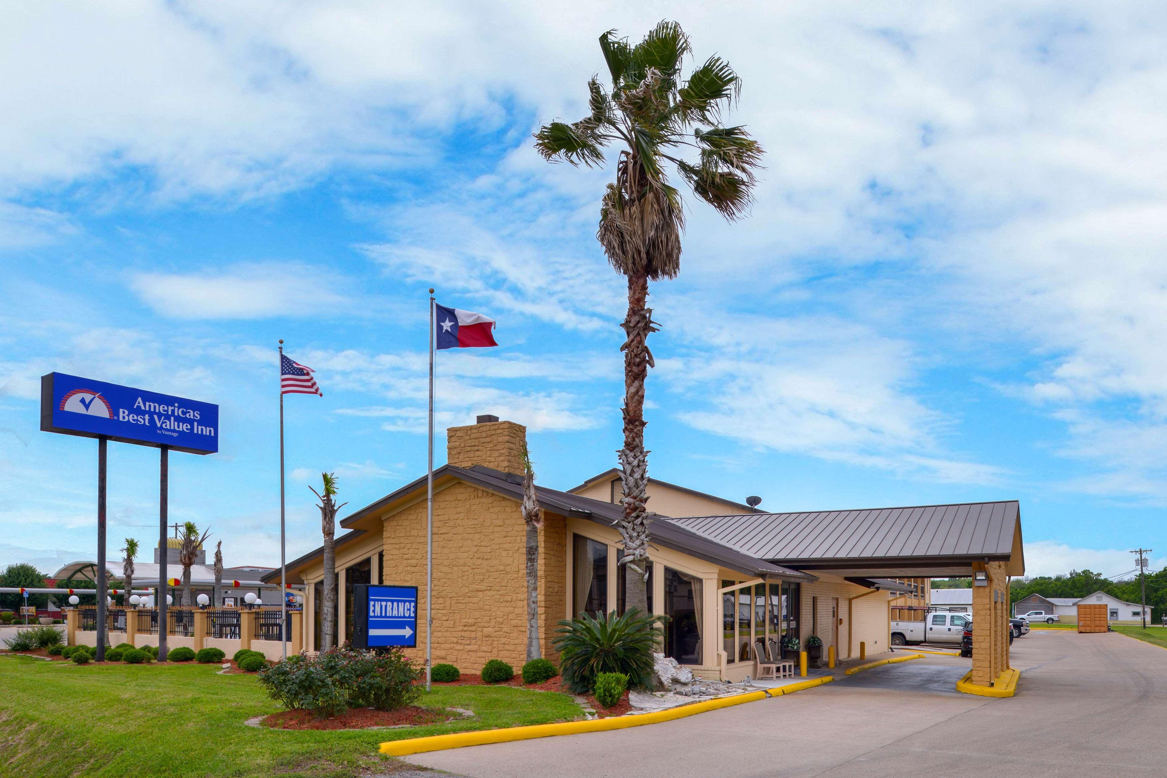 Americas Best Value Inn West Columbia Exteriér fotografie