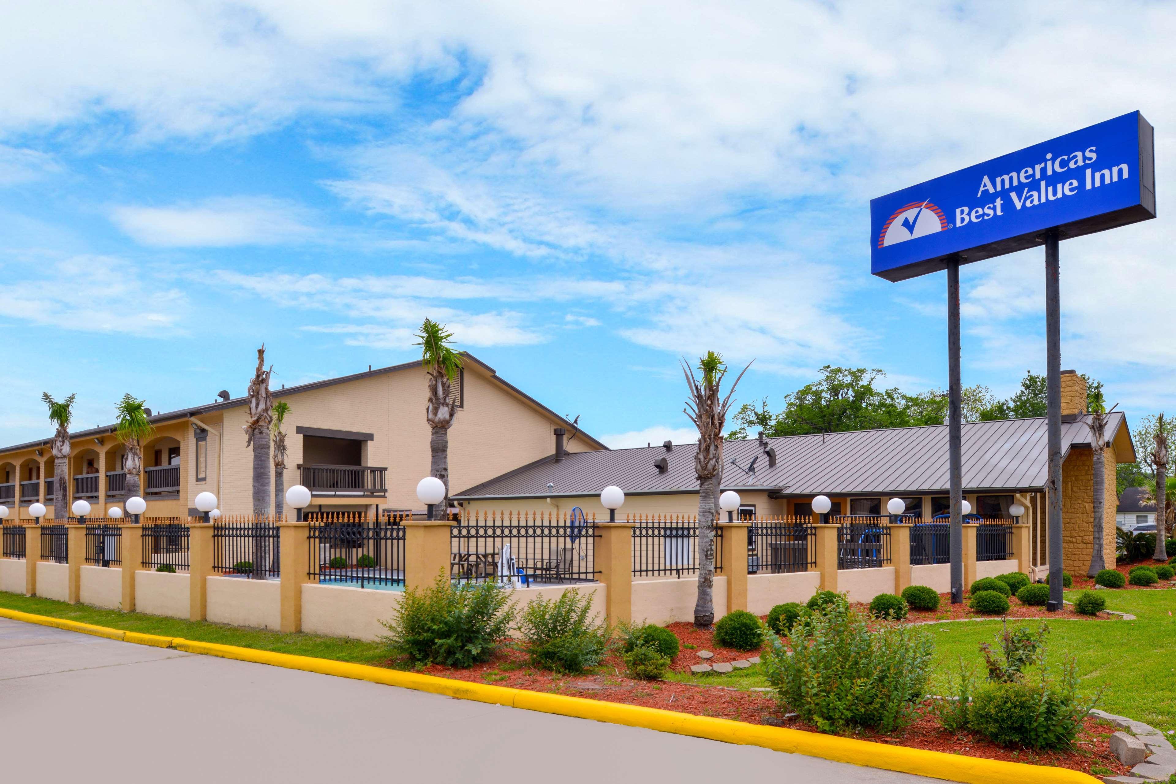 Americas Best Value Inn West Columbia Exteriér fotografie